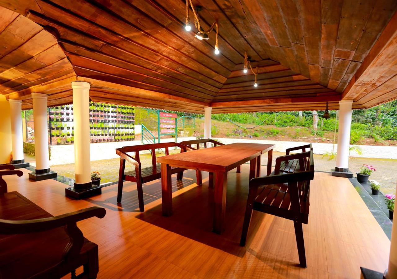 Chandragiri Wayanad Pool Bungalow By Voye Homes Vaduvanchal Екстер'єр фото
